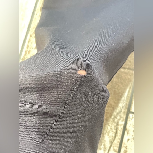 Gymshark Women's Size XS Black Seamless High Rise Training Leggings - Picture 3 of 9